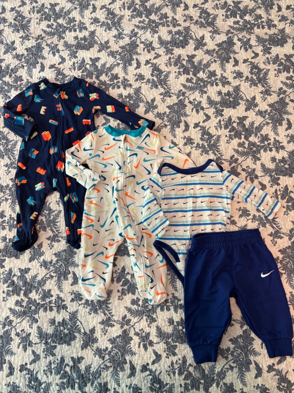 NIKE Baby Navy, White, Blue Stripe Bundle | Size: 3M
